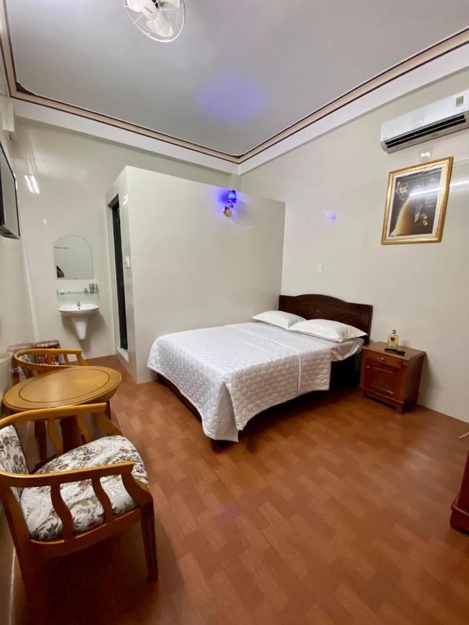 Nha Nghi Duy Tan Motel 140 Nguyen Du 0353007568 Quảng Ngãi Exteriör bild