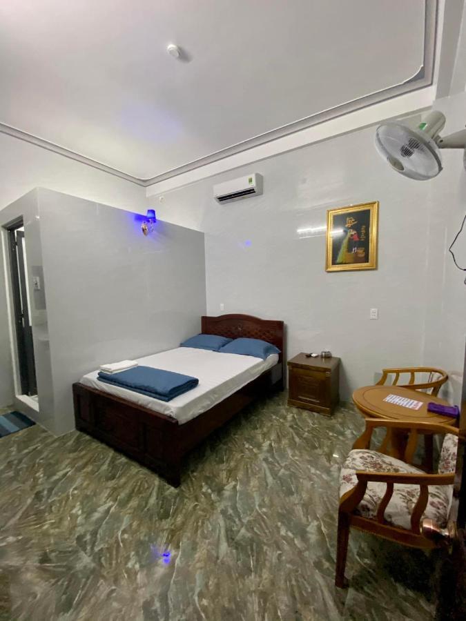 Nha Nghi Duy Tan Motel 140 Nguyen Du 0353007568 Quảng Ngãi Exteriör bild